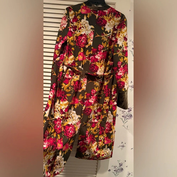 New York & Company Olive Floral Kimono Size XS/S - Picture 5 of 9